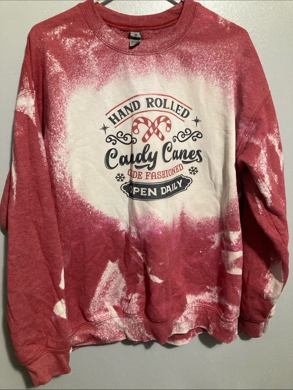 Gildan Red and White Candy Canes Graphic Crewneck Sweatshirt